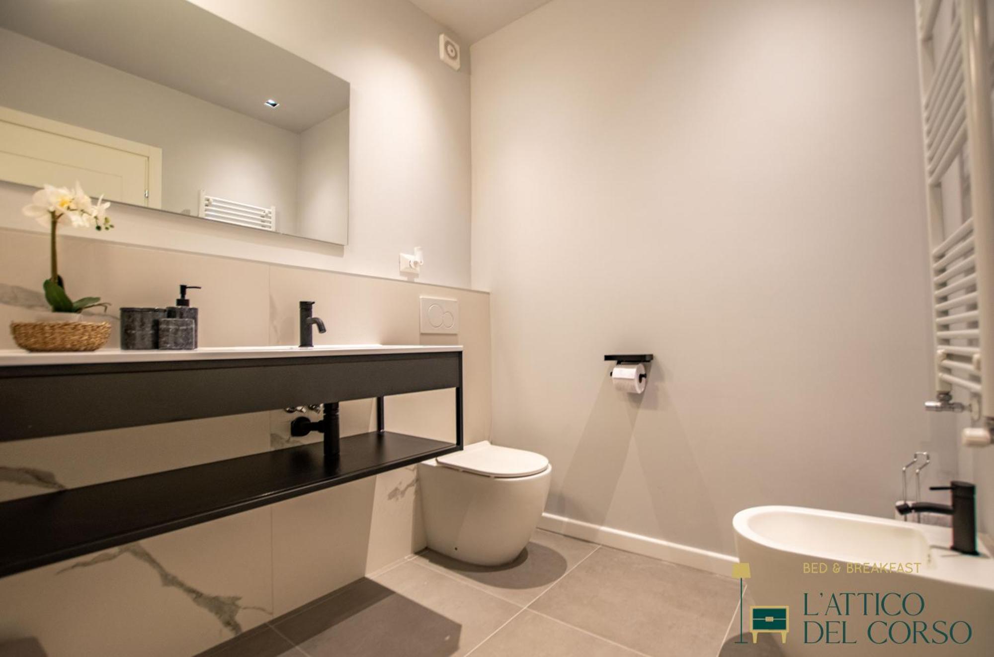 L'Attico Del Corso Apartment ตรีเอสเต ภายนอก รูปภาพ