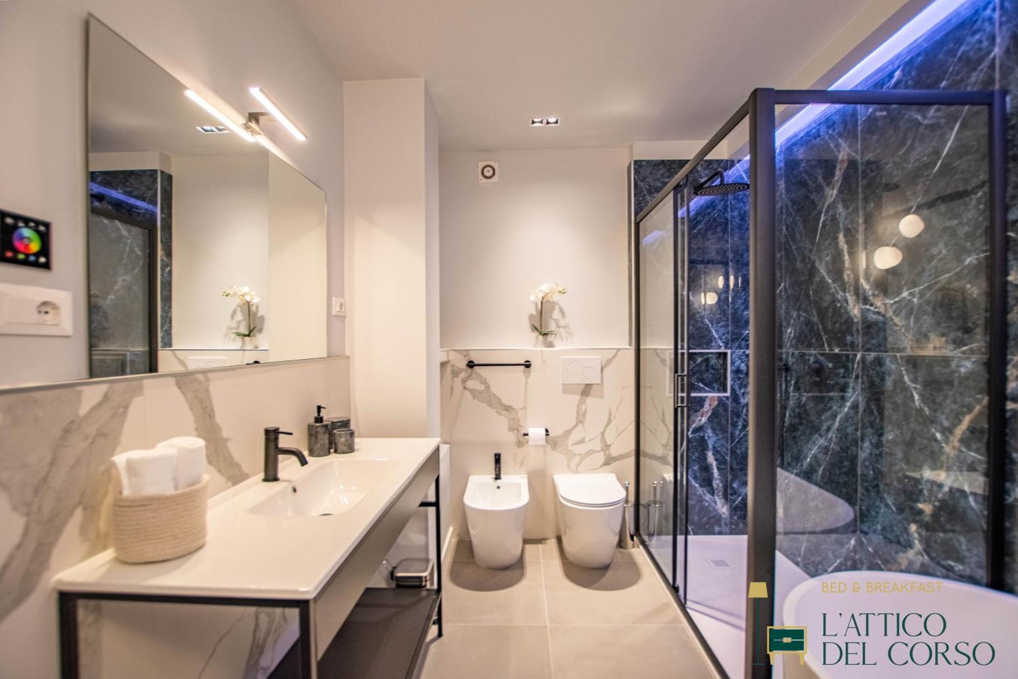 L'Attico Del Corso Apartment ตรีเอสเต ภายนอก รูปภาพ