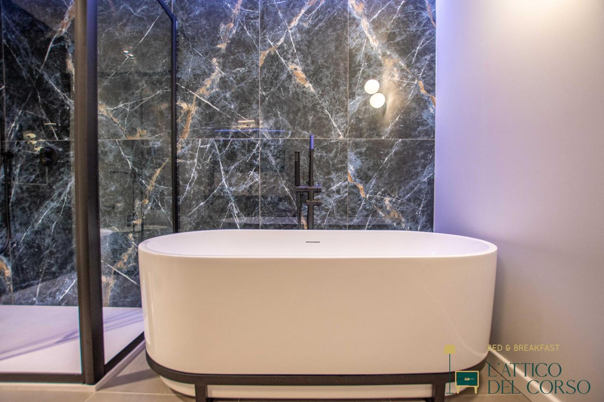 L'Attico Del Corso Apartment ตรีเอสเต ภายนอก รูปภาพ