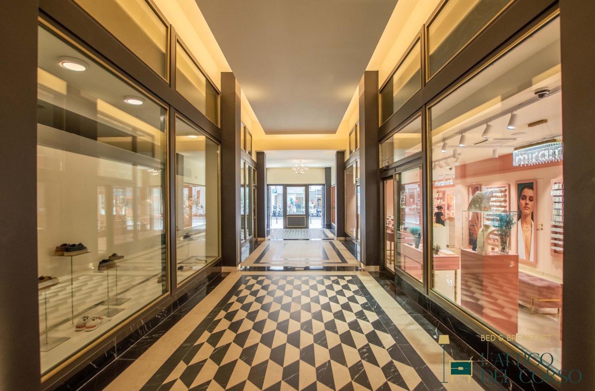L'Attico Del Corso Apartment ตรีเอสเต ภายนอก รูปภาพ